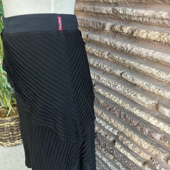 Hard Tail Forever Black Mini Pleated Asymmetrical Tiered Skirt Size Small - Picture 4 of 7